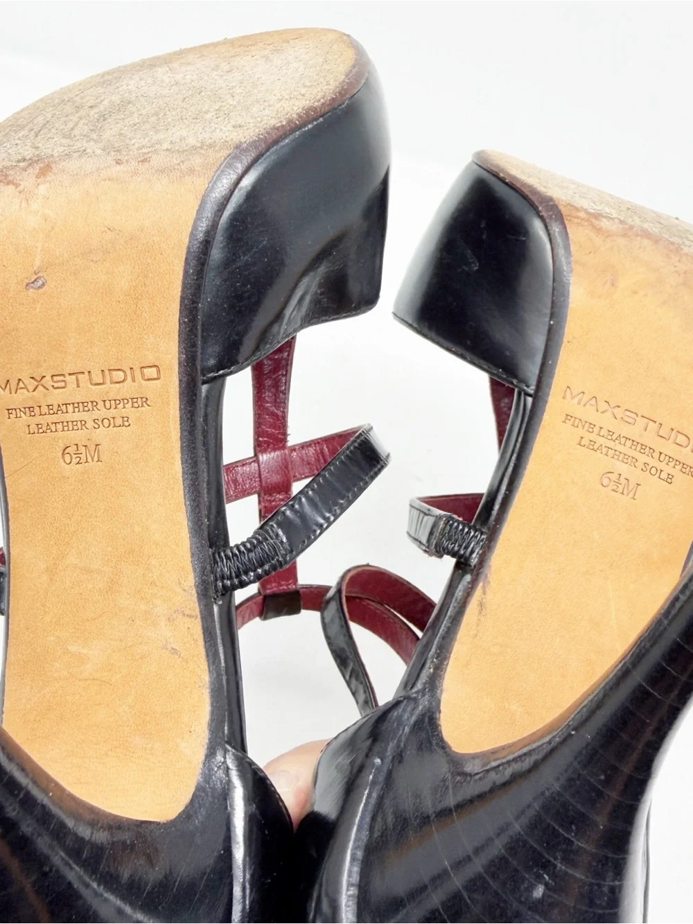 Max Studio Black Patent Leather T-Strap Mary Jane Heels Pumps Size 6.5M Gothic